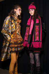 anna-sui-bks-l-rf18-8018.thumb.jpg.c4fc578410d33ef8adcd492be94e427b.jpg