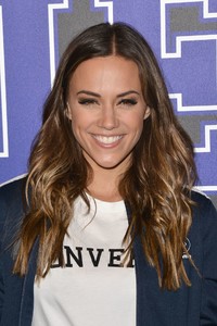 jana-kramer-rookie-usa-show-in-los-angeles-4.thumb.jpg.94c6097b906828234bd24f459f04822b.jpg