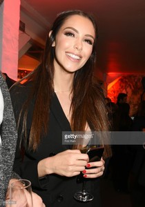 nabilla-benattia-attends-the-yes-i-am-cacharel-flagrance-launch-party-picture-id915639904.thumb.jpg.195d1be32809d3020acf274256284743.jpg