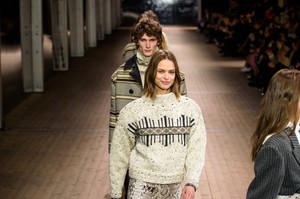 marant-rf18-3904.thumb.jpg.80070c82f9291af20d6c15508c4483e6.jpg