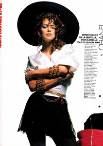 elle_fr_31_aug_1987_12.thumb.jpg.2d08585be06e65f389cb22f490e7e05f.jpg