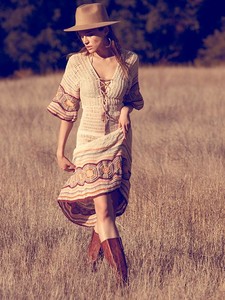 ANNA_KOSTUROVA_TANYA_MITYUSHINA_CROCHET_MAXIDRESS_CARLY_F2_2048x.jpg