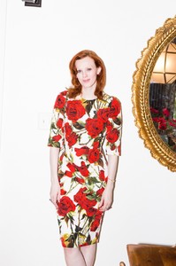 Karen_Elson-48-835x1253.thumb.jpg.4d155b20fc081f2e17c4eae2980a1b2d.jpg