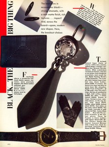 Vogue_US_November_1982_03.thumb.jpg.4fe516c279629a07aee5c0ed448e12e5.jpg