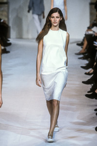 loewe-ss-1998-2.thumb.jpg.ab7ea3d07c0ad26b01ee7194e0cc8b48.jpg