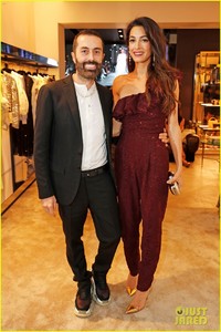 amal-clooney-steps-out-to-support-giambattista-valli-at-london-store-opening-01.jpg