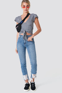 nakd_ripped_hem_jeans_1100-000288-0116_01c_r1.jpg