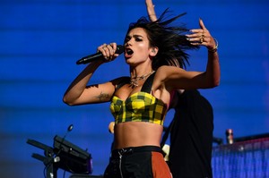          dua250818BZNimage5.jpg