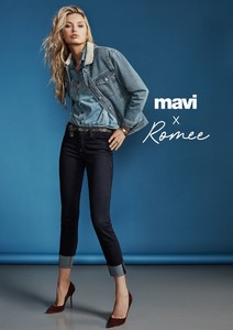 Romee-Strijd-Mavi-Jeans-Fall-2018-Campaign01.thumb.jpg.7e9de97db9f83b3dae9ca3380517c692.jpg