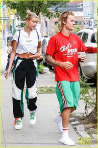 justin-bieber-hailey-baldwin-brooklyn-august-2018-04.jpg