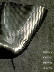 Iridescente_Ferri_Vogue_Italia_November_1989_09.thumb.png.f50664761d8f4c207c0d6289dd8609f9.png