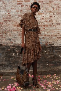 Michael-Kors-Collectioni-Pre-Fall-2019-Collection-the-impression-35.thumb.jpg.42ce20326067dd4cf8712bd916bc9aef.jpg