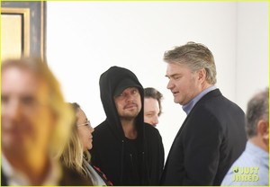 leonardo-dicaprio-art-basel-05.jpg