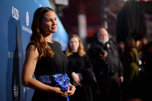 Jennifer+Garner+Art+Elysium+12th+Annual+Celebration+hgS6pG5GWtCx.jpg