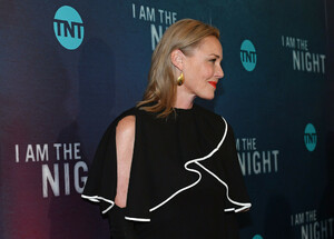 Connie+Nielsen+Night+New+York+Premiere+Msxd3ToyGfbx.jpg