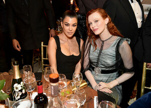 Karen+Elson+AmfAR+Gala+New+York+2019+1ezccg56NfAx.jpg