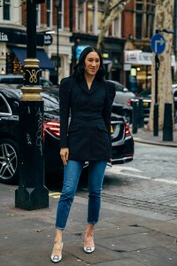 London-Fashion-Week-Street-Style-Autumn-2019 (6).jpg