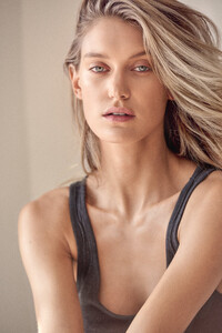 Caroline+Lowe+IMG+Models+by+Dave+Blake+(257-Caroline+Lowe+1).jpg