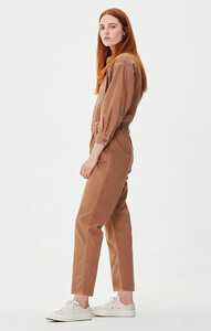 1738-1001_amber_jumpsuit_ginger__1486.thumb.jpg.cf1fe2e7a854f713433a4b70c554482d.jpg