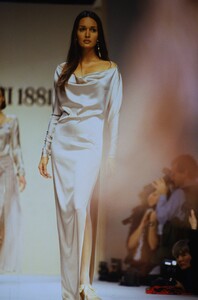 1018446920_cerruti-fw-1993(4).thumb.jpg.f2adc17619cec41a20ebed4dceeaeb47.jpg