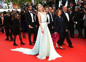 [b157e8e34d2e4c5dad9940b8ea37c150] France Cannes 2019 A Hidden Life Red Carpet.jpg