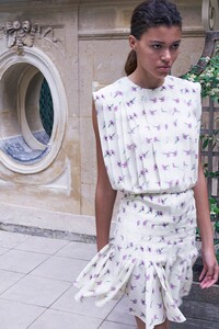 00021-Giambattista-Valli-Resort-2020.thumb.jpg.e2b75c6cfaeb9e30154b5308ee3544c6.jpg