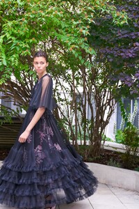 00048-Giambattista-Valli-Resort-2020.thumb.jpg.67e594b534fb887af08f282da1052489.jpg