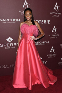 Winnie+Harlow+23rd+Annual+ACE+Awards+yBMr85c1wq6x.jpg