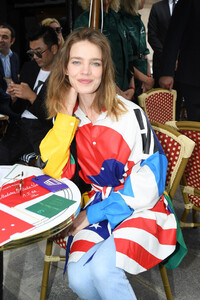 Natalia+Vodianova+Louis+Vuitton+Front+Row+EAil5IXjX3gx.jpg