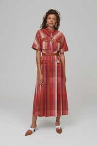 00010-BeatriceB-Ready-to-wear-Spring-2020.thumb.jpg.8092e5187d5a7e92e4fd47584a277174.jpg