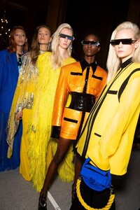 10-pfw-ss20-balmain-backstage-jason-lloyd-evans.jpg