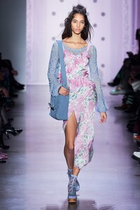 Yasmin Wijnaldum Anna Sui Fall 2020 RTW NYFW 2.jpg