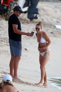 caroline-wozniacki-slips-into-a-white-bikini-while-enjoying-a-beach-day-with-husband-david-lee-in-barbados-281019_4.jpg