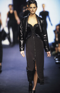 1300052113_Lanvin1993WomenRTW99.thumb.jpg.e9b784a53efd8f7e2a0a5b0ba943bb87.jpg