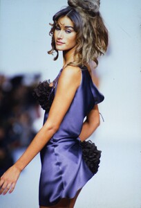 2138080872_galliano-ss-1992-susan-holmes(2).thumb.jpg.8cfa0910c2c79b380423cbed3d9accc6.jpg