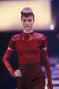 givenchy_wf_1998_photo_1.JPG