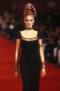 givenchy_ws_1997_17.JPG