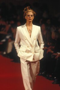 givenchy_ws_1997_7.JPG