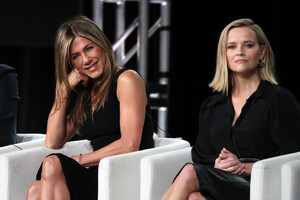 Jennifer+Aniston+2020+Winter+TCA+Tour+Day+5_V_6zXnALdx.jpg