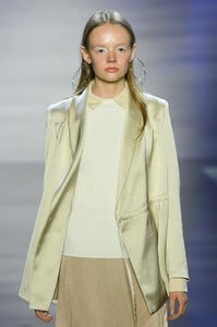 2009801884_ICYPresentsDynastyRunwaySeptember2019RVYw7im9Gxxx.thumb.jpg.2cc98fe9c5bfd3936accdcfcec2601f9.jpg