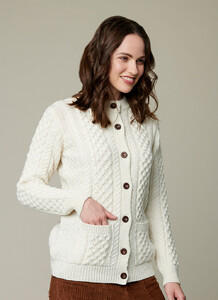 Mary Lumber Aran Cardigan natural 02.jpg