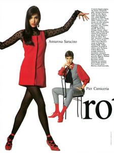 Caminata_Vogue_Italia_September_1991_11.thumb.png.e57758a2d11ae27214ad1a8ee12c1a8b.png