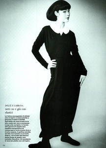 Nuovo_Versante_Testino_Vogue_Italia_July_August_1987_03.thumb.png.2733b7c04eb2962d9264bcf2d6bf3ba4.png