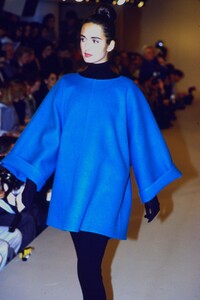 1354560183_calvin-klein-fw-1988(1).thumb.jpg.50db0f6b729e576359df6db6dcc3a3f3.jpg