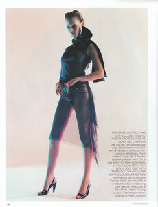 Vogue UK (June 2000) - Blue Angel - 003.jpg
