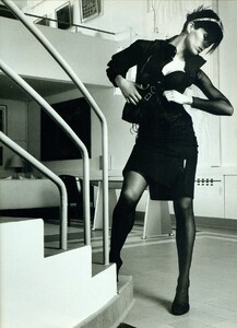 Vogue Paris (March 2001) - Body Couture - 008.jpg