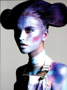 ARCHIVIO - Vogue Italia (June 2008) - A Play Of Colours - 002.jpg