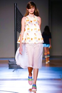 Au-jour-le-jour-RTW-SS15-Milan-4244-1411320064.thumb.jpg.6850f493bf1ff27ef49b90ee92a4e5a0.jpg