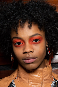 backstage-defile-kenzo-automne-hiver-2019-2020-paris-coulisses-47.thumb.jpg.d6f015a6d0907361290a48f4853a073a.jpg