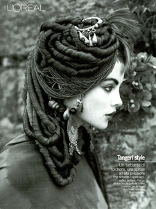 376310344_Ferri_Loreal_Promotional_Vogue_Italia_December_1994_10.thumb.png.3eb3b9e785ab95fe16a7b5f17d81060c.png